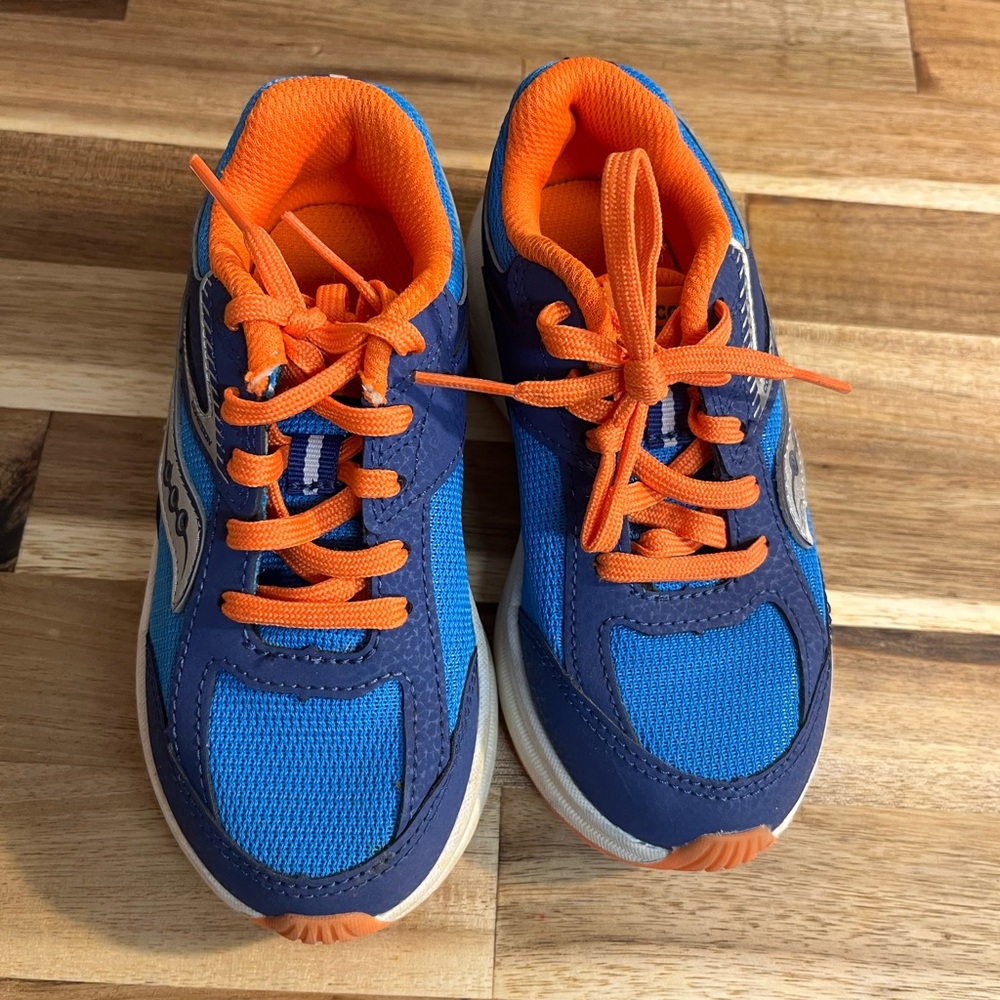 Saucony Blue and Orange Sneakers with Sporty Design